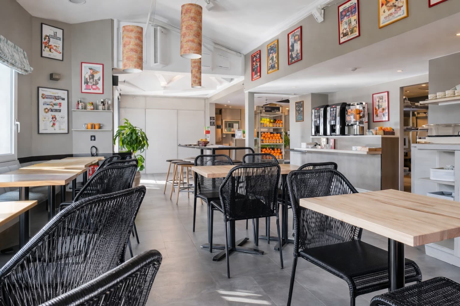 Hôtel Altica Villenave d'Ornon — salle petit-déjeuner